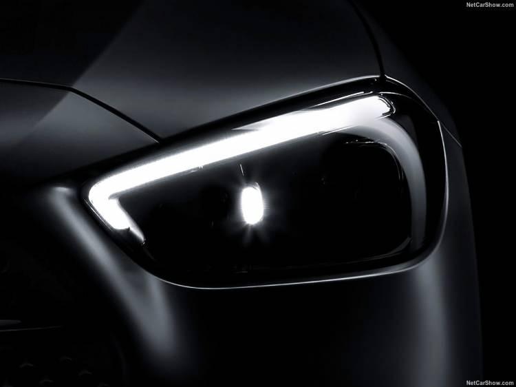 2021 Mercedes C-Serisi resmen tanıtıldı! Bambaşka bir otomobile dönüştü