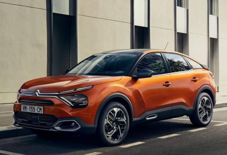 <p>Citroen C4</p>
