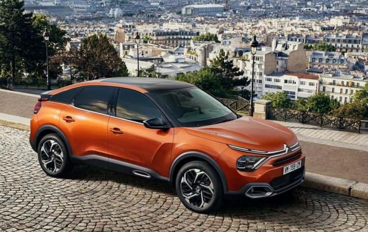 <p>Citroen C4</p>
