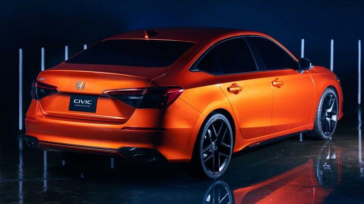<p>Yenilenmiş Civic ile ilgili şimdilik bildiğimiz pek fazla detay yok ancak 2021 yılı içerisinde bayilerde yer alması olası görünüyor.</p>

<p><strong>Motor tipi: Benzin</strong><br />
Fiyatı: 169.000 TL + Vergiler</p>
