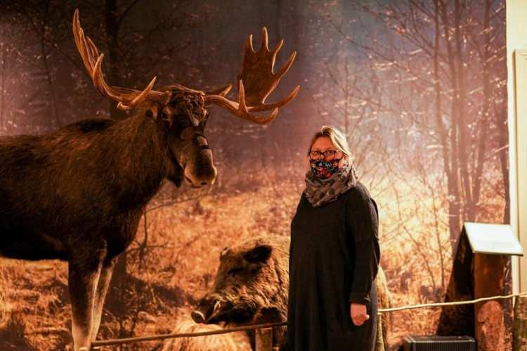 <p>Sosyal psikolog van Dick ise sadece aşırılık yanlılarının değil, normalde şiddet eğilimi olmayanların da kısıtlamaların yol a&ccedil;tığı yılgınlıktan &ouml;t&uuml;r&uuml; şiddete y&ouml;nelebileceğine dikkat &ccedil;ekti.</p>

<p>&nbsp;</p>
