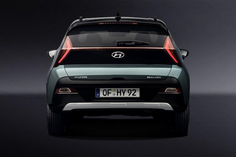 <p><span style="color:rgb(178, 34, 34)"><strong>3 farklı motor ve donanım seçeneğiyle satışta</strong></span></p>

<p>Verilen bilgiye göre, Hyundai Assan için yeni bir dönemin başlangıcını temsil eden Bayon, 3 farklı motor ve donanım seçeneğiyle 201 bin 900 TL'den başlayan fiyatlarla satışa sunuldu.</p>

<p> </p>
