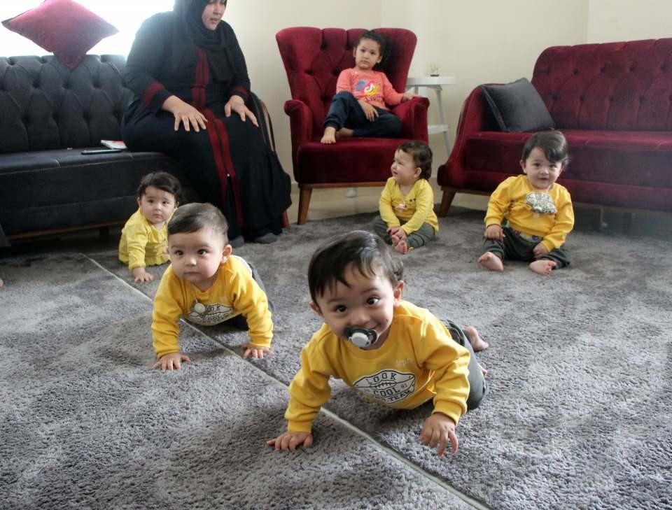 <p>Hatay’a gelen Aile, Çalışma ve Sosyal Hizmetler Bakanı Zehra Zümrüt Selçuk’un da ziyaret ettiği Hüseyin Huyluoğlu, Bakan Selçuk’un ziyaretinden memnuniyet duyduklarını ve kendisine teşekkür etme fırsatı olduğunu söyledi.</p>