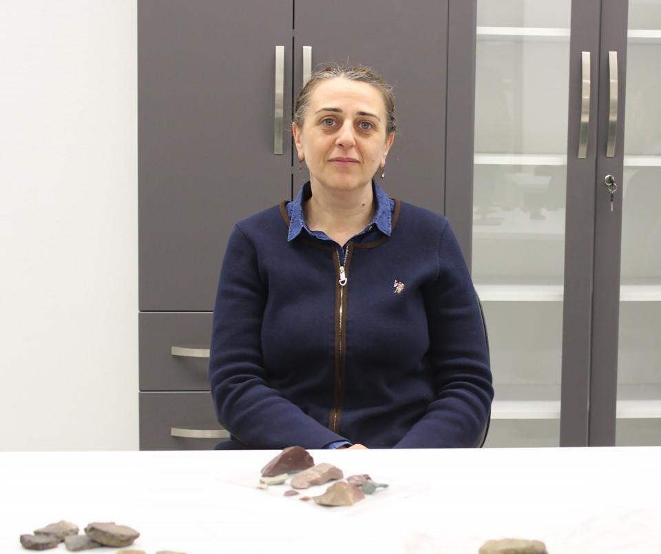 <p> Koskarlı Mağarası ile Göbeklitepe arasında şartlar biraz farklı ama önemine vurgu yapmak için kullanılabilecek bir cümle olabilir.</p>
