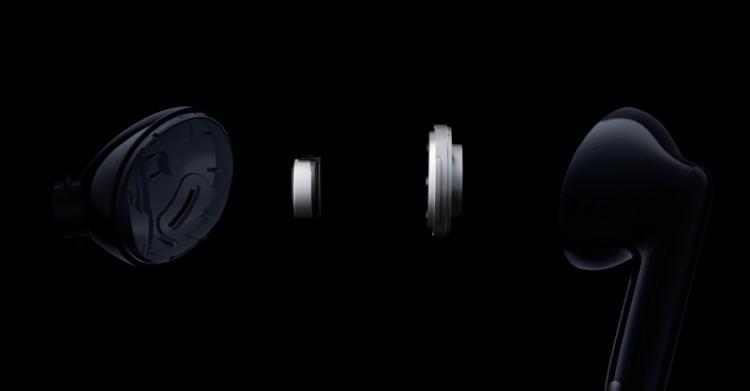 <p>DSLR'lerden esinlenen Find X3 Pro, en çok kullanılan geniş ve ultra geniş olmak üzere iki lens arasında geçiş yapmak istenildiğinde daha küçük bir sensör kullanmaya zorlamak yerine her zaman en iyi seçeneği sunuyor.</p>
<p> </p>