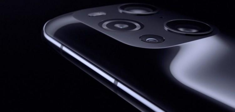 <p>Gücü verimli kullanan LTPO OLED paneli sayesinde, Find X3 Pro'nun ekranı 5∼120Hz aralığında uyarlanabilir yenileme hızı sağlayabiliyor. Find X3 Pro'da görüntüler kayıp akarken aynı zamanda güç tasarrufu da sağlanıyor.</p>
<p> </p>