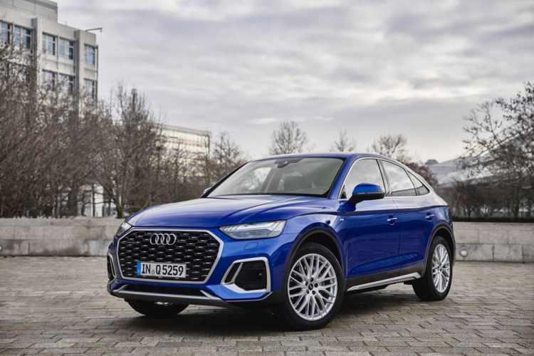 <p><strong>AUDİ Q5 SPORTBACK</strong></p>

<p>Audi, Q model ailesinin beğenilen üyelerinden Q5 Sportback, tamamen yenilenmiş haliyle yılın ikinci çeyrek döneminin sonunda Türkiye’de. </p>
