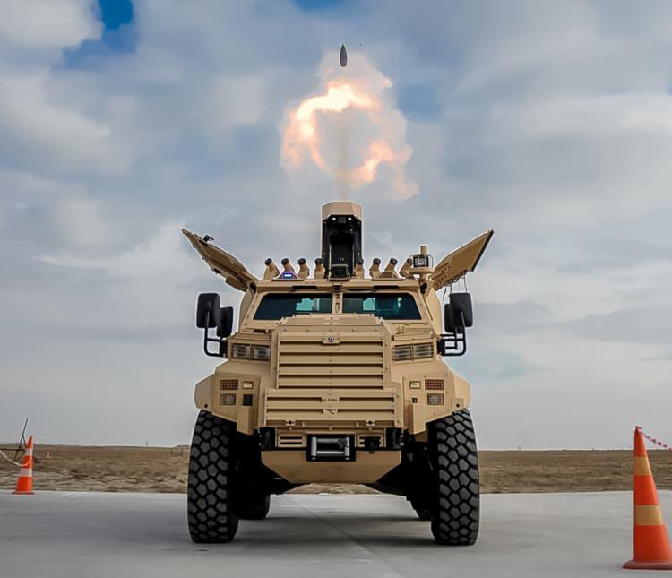 <p>Ejder Yalçın aracının NATO uyumlu mimari yapısı (N-GVA) sayesinde, birçok görev ekipmanının araca hızlı, düşük maliyetlerle ve araç performansını koruyacak şekilde entegrasyonu mümkün olabiliyor.</p>