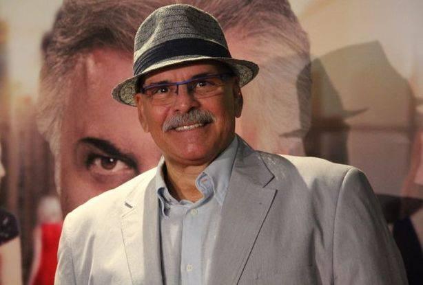 Vefat eden Rasim &Ouml;ztekin'in kalp krizinden 20 dakika &ouml;nceki mesajı ortaya &ccedil;ıktı