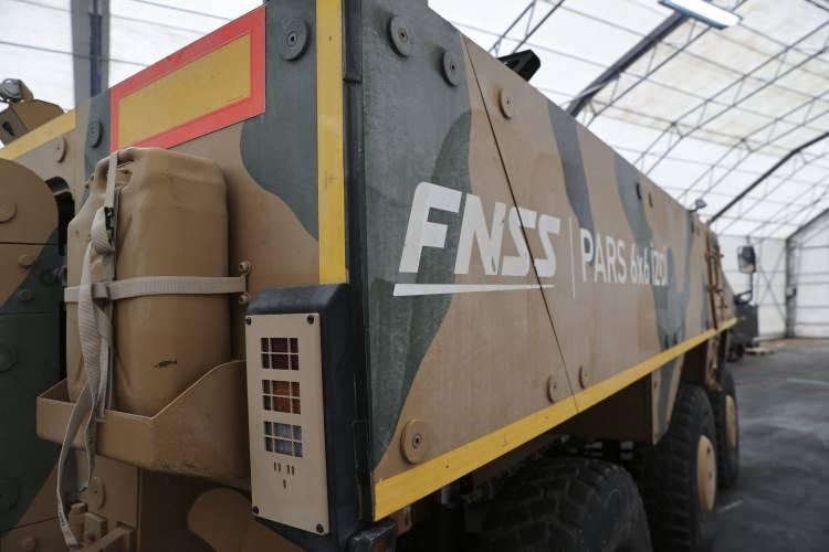<p>Büyükbayram, güvenlik güçlerinin yeni araçlarındaki yerlilik oranına dikkati çekerek, "Gururla söyleyebiliriz, Pars İzci aracımızdaki yerlilik oranı bugüne kadarki kara araçları arasında en yüksek oran. Bu kısa sürede olabilecek bir şey değil. </p>
<p> </p>
