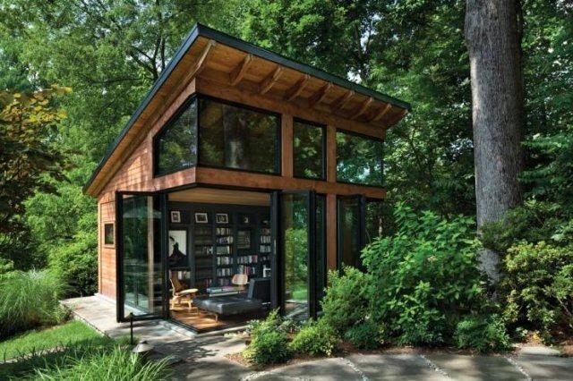 <p>El yapımı bir orman evi.<br />
 </p>
