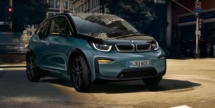<p>BMW</p>

<p>BMW i3 (120 Ah) Edition Electric - Otomatik - 170 bg</p>

<p>Fiyat 527.500 TL</p>
