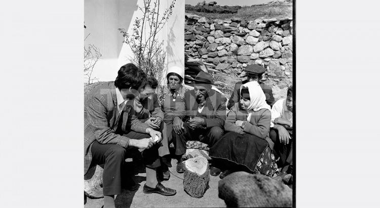 <p>1928</p>
<p>İkinci kez evlendi ve bu evlilikten Zöhre, Ahmet, Hüseyin, Menekşe, Bahri, Zekine ve Hayriye adlarında 7 çocuğu dünyaya geldi.</p>