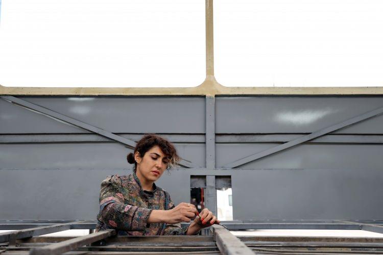 <p>Yaz aylarında karavana dönüşümü tamamlanacak otobüste direksiyon sallamayı heyecanla bekleyen Alkan, otobüste çeşitli etkinlikler de yapmayı planlıyor.</p>