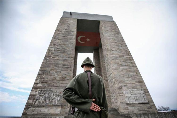 <p>Çanakkale'de Şehitler Abidesi'nde 18 Mart Şehitleri Anma Günü ve Çanakkale Deniz Zaferi'nin 106. yıl dönümü dolayısıyla tören düzenlendi. ( Sergen Sezgin - Anadolu Ajansı )</p>

<p> </p>
