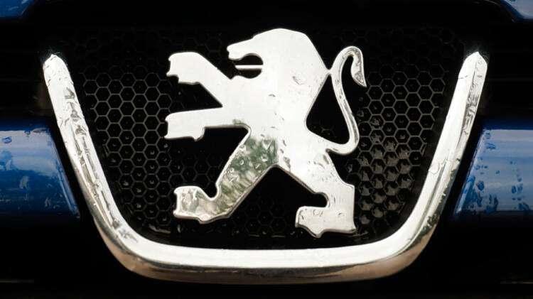 <p><strong>PEUGEOT 208 </strong></p>
<p>Peugeot 208 ACTIVE 1.2 Puretech 75hp MT5 Lansmana Özel Tavsiye Edilen Anahtar Teslim Fiyatı 169.000 TL</p>