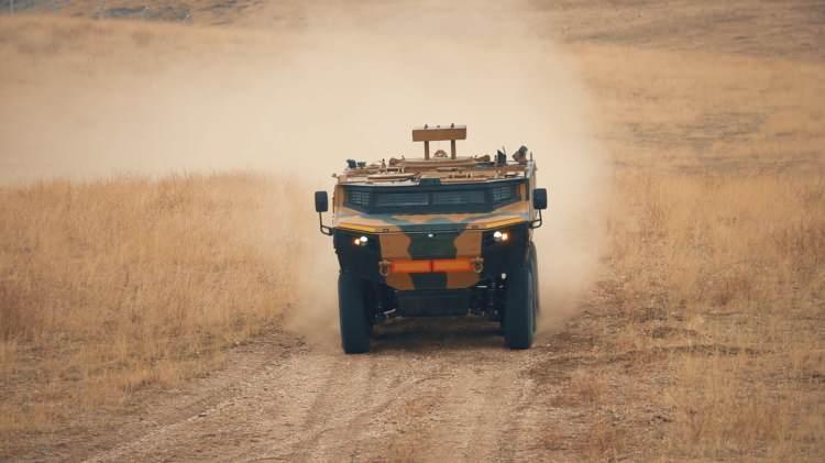 <p> 2021 yılı içinde yerli motor kalifikasyon süreci tamamlanacak ve Pars İzci aracına entegre edilip kullanılmaya başlanacak. Pars İzci, Kara Kuvvetlerimizin envanterine girecek ilk yerli 6x6 ve 8x8 araçlar olacak.</p>