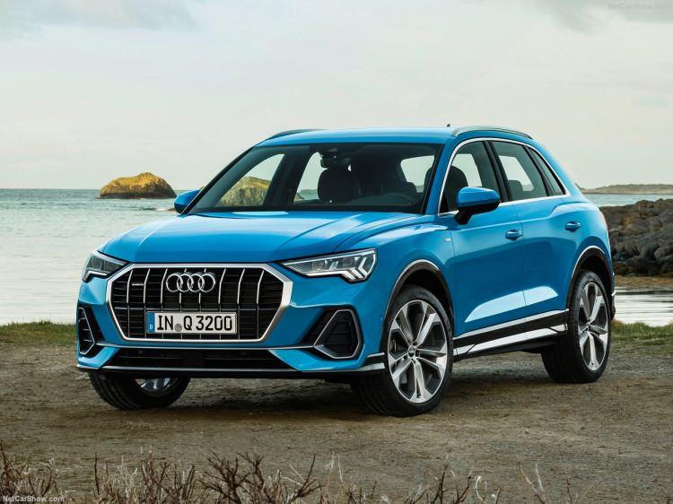 <p>Audi Q3</p>