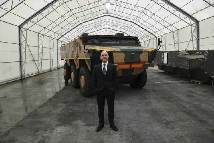 <p><strong> "TSK'ya ekstra yetenekler kazandıracaklar"</strong></p>

<p>Araçlarda zorlu koşullar ve görevleri yerine getirebilmesi için ciddi gereksinimlere ihtiyaç duyulduğunu belirten Büyükbayram, şunları kaydetti:</p>

<p> </p>

<p> </p>
