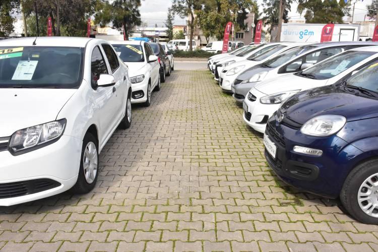 <p>İkinci el otomobil alım satımı yapan firma sahibi Egemen Kurtçu (38) da Ticaret Bakanlığı’nın sektör için güzel bir çalışma yaptığını belirterek, "Bu piyasada çok güzel karşılık buldu. Can suyu oldu.</p>