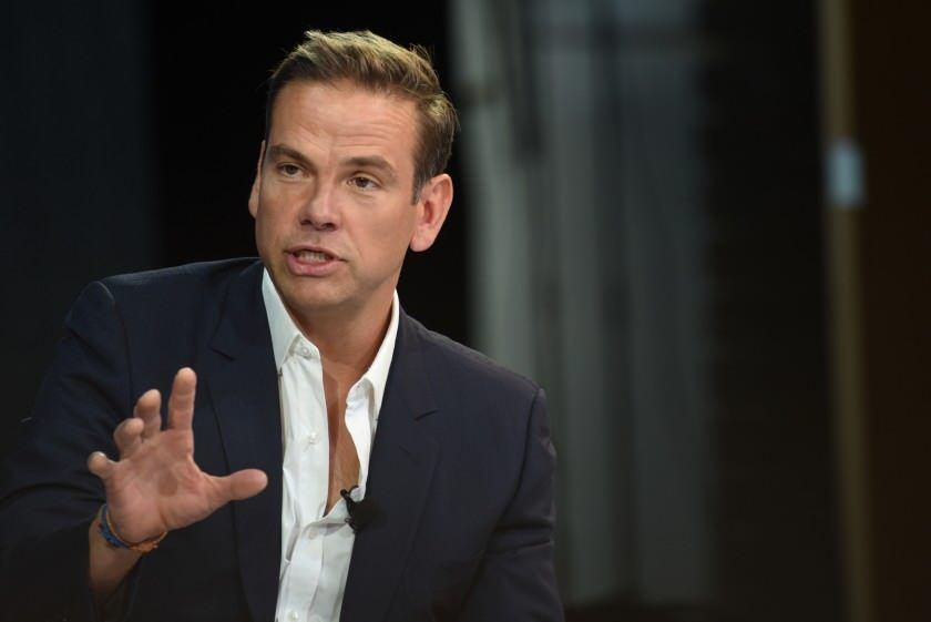 <p><strong>10-Lachlan Murdoch, Fox Corp.</strong><br />
   <br />
Maaş: 42,111,103 doları (Ortalama çalışan ücreti: NA)</p>
