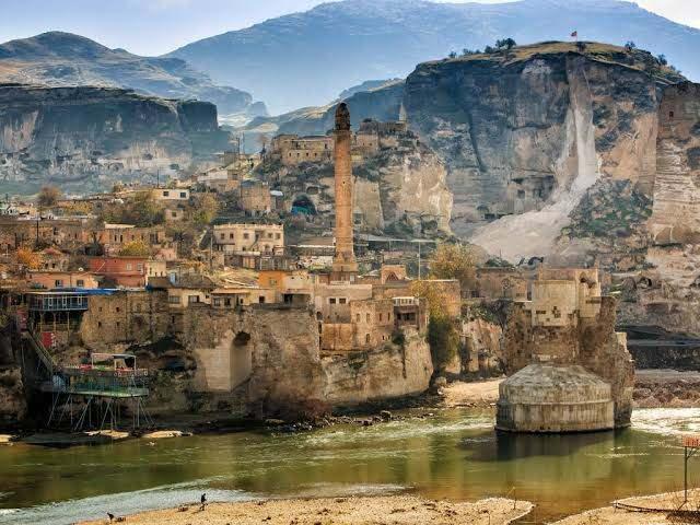 <p>Kale kasabası Hasankeyf. Batman 2015</p>

<p> </p>
