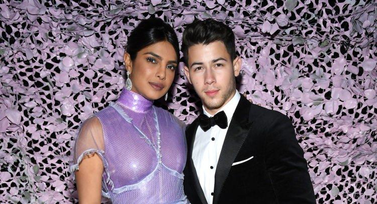 <p>Nick Jonas ile evli olan Hint oyuncu Chopra, "Sona, zamansız Hindistan'ın ve birlikte büyüdüğüm tatların somutlaşmış halidir" diyor.</p>