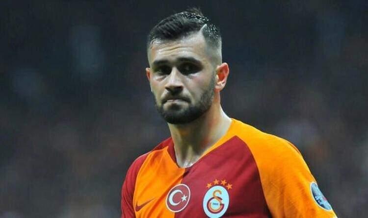 <p>ÖMER BAYRAM </p>

<p>Galatasaray'da sözleşmesi bitecek bir diğer futbolcu Ömer Bayram. 29 yaşındaki futbolcunun takımda kalıp kalmayacağı merak konusu.Takımı: Galatasaray Piyasa değeri: 1.60 milyon euro</p>
