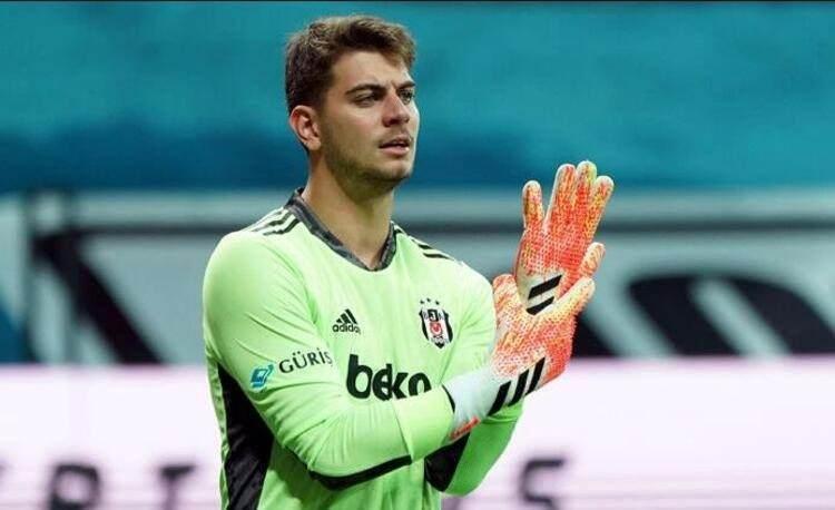 <p>UTKU YUVAKURAN </p>
<p>Beşiktaş'ta kaleci Utku ile henüz yeni sözleşme imzalanmadı. Siyah beyazlılarda Utku ile yeni sözleşme imzalanabilir.Takımı: Beşiktaş Piyasa değeri: 750 bin euro</p>