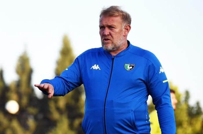 <p>Denizlispor | Prosinecki ile yollar ayrıldı<br />
<br />
Süper Lig'de Denizlispor, teknik direktör Robert Prosinecki ile yollarını ayırdı.</p>