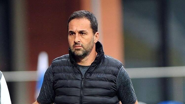 <p>Denizlispor | Yalçın Koşukavak geldi, gitti</p>
<p>Adı zaman zaman 'Yerli Bielsa' olarak anılan Yalçın Koşukavak, 13.hafta öncesi Denizlispor'da göreve başladı ve ilk maçında Alanyaspor'u 1-0 yendi. Koşukavak 21.hafta sonunda görevinden ayrıldı.</p>