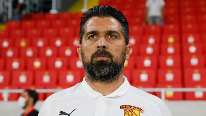 <p>Göztepe | İlhan Palut ile yollar ayrıldı</p>
<p>18.hafta sonunda Göztepe, İlhan Palut ile yollarını ayırdı. Geçen sezondan beri göreve devam eden Palut, Süper Lig'de 41 maça çıkmıştı.</p>