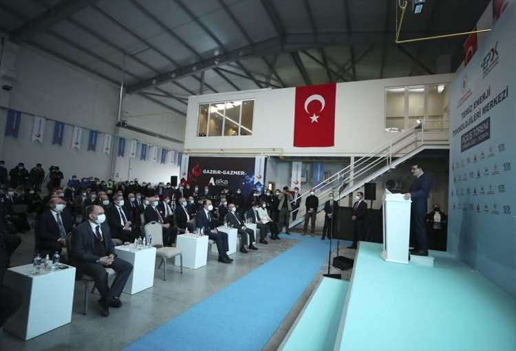 <p>Dönmez, açılışını gerçekleştirdikleri tesisin toplamda 6 milyon lira yatırım bedeliyle hayata geçirildiğini belirterek, şöyle devam etti:</p>