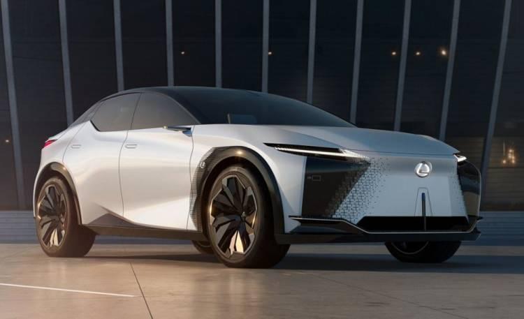 <p>Lexus, yeni modelinin konsept halini tanıttı.</p>
