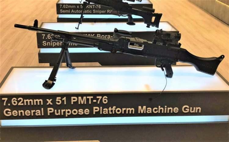 <p>PMT-76 platform makineli tüfeğinin Ar-Ge çalışmalarına 2016 yılında başlandı. Tasarım çalışmaları yaklaşık 3 yıl sürdü. Tüfeğin parçalarının tamamı Kırıkkale'deki fabrikada üretildi.</p>