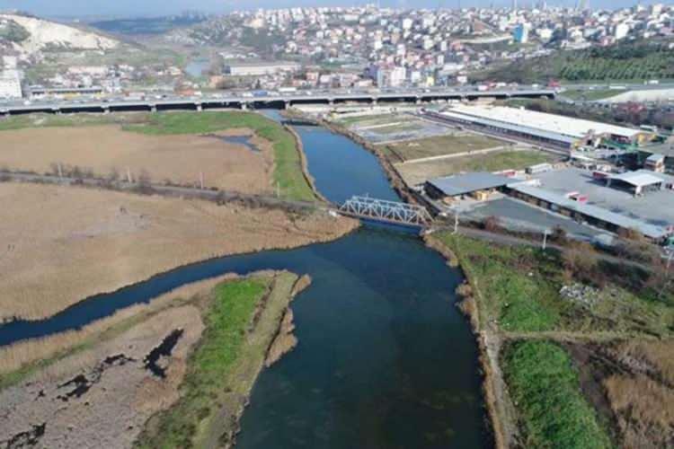 <p>Kanal İstanbul Türkiye’yi 2053 vizyonuna taşıyacak en büyük projedir ve bu projeden en kârlı çıkacak olan ise İstanbul’dur.</p>

<p> </p>
