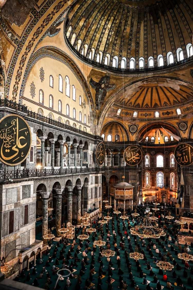 <p>Ayasofya-i Kebir Camisi</p>