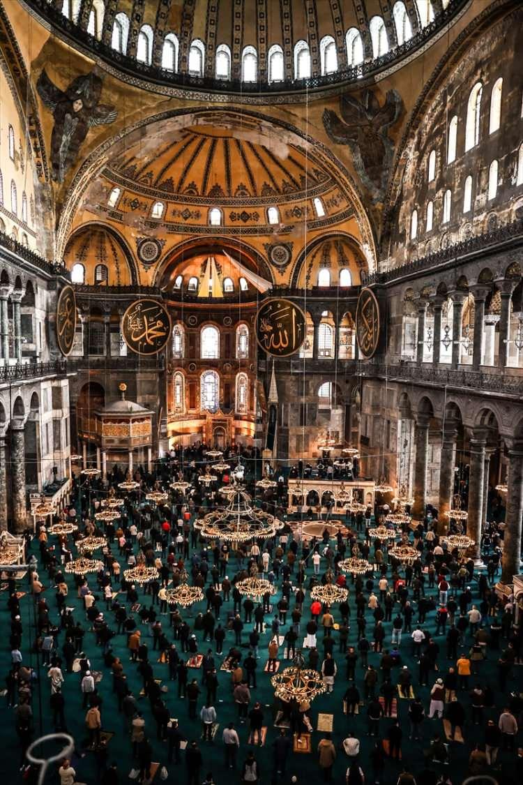 <p>Ayasofya-i Kebir Camisi</p>