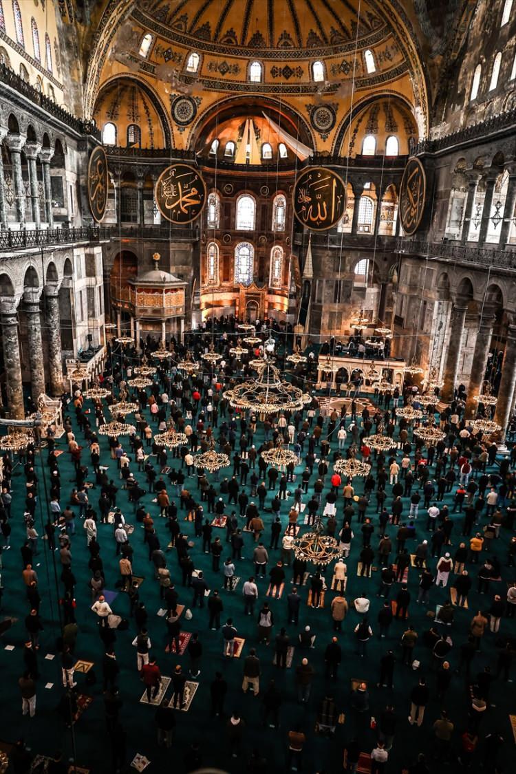 <p>Ayasofya-i Kebir Camisi</p>
