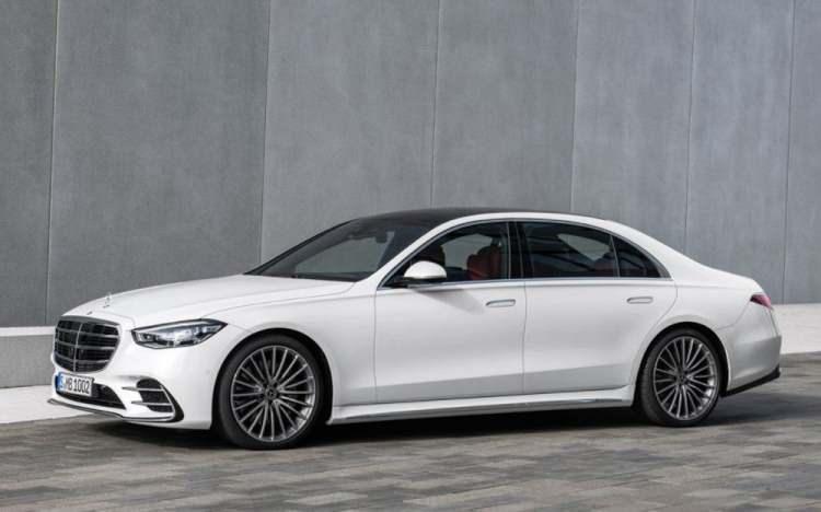<p>Dünyada Yılın En İyi Lüks Otomobili: Mercedes-Benz S-Serisi</p>