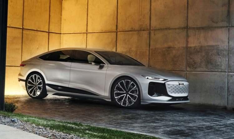 <p>Audi, Şangay Otomobil Fuarı öncesinde elektrikli sedan konsepti A6 e-tron modelini tanıttı.</p>