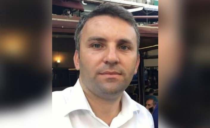 <p>Samsun'da bir bankanın hukuk bölümünde görev yapan 37 yaşındaki 2 çocuk babası Hakan Arslan koronavirüs nedeniyle tedabi gördüğü hastanede hayatını kaybetti. </p>