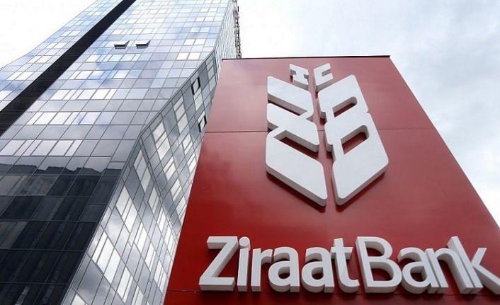<p><strong>ZİRAAT BANKASI</strong><br />
<br />
1.500 TL'nin altında emekli aylığı alanlara 500 TL, 1.500 TL ila 2.500 TL arasında emekli aylığı alanlara 625 TL promosyon veriyor. 2.500 TL ve üzerinde emekli aylığı alanlara da 750 TL'lik promosyon ödemesi taahhüt ediliyor.</p>
