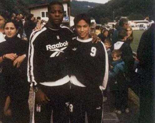 <p>Pascal Nouma - Gökhan İnler</p>

<p> </p>
