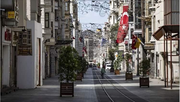 <p>Bakan, özellikle de özel sektör çalışanlarına ilişkin vurgu yapmıştı. Bunun da altını çizelim.</p>
