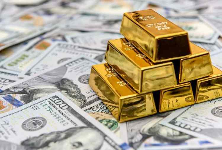 <p>Geçtiğimiz haftayı 8.34 TL seviyesinden kapatan dolar, Asya piyasalarının açılmasıyla birlikte haftanın ilk işlem gününde 8,44 TL'yi gördü. Saat 07.15'te kaydedilen verilere göre ise dolar 8,42 TL'den işlem görürken gün ortasında 8,34 TL'ye geriledi.</p>
