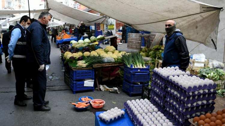 <p> ZEYTİNBURNU<br />
<br />
Gökalp Mahallesi Salı Pazarı,<br />
Veliefendi Mahallesi Çarşamba Pazarı,<br />
Merkezefendi Mahallesi Cumartesi Pazarı,<br />
Sümer Mahallesi Pazar Pazarı,</p>