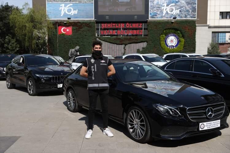 <p>Yapılan incelemede, devletin söz konusu araçlar nedeniyle 27 milyon lira vergi kaybına uğratıldığı belirlendi.</p>