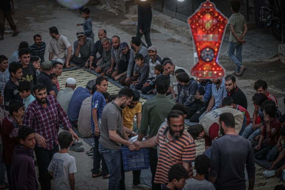 Suriye'de toplu iftar