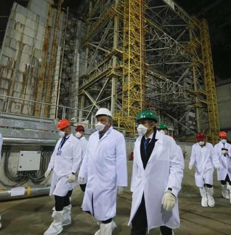 <p>Reaktörün yakıt hücrelerini, FCM'leri çıkarmak ve yeraltında depolamak için uzun süredir devam eden bir plan var.</p>
<p> </p>